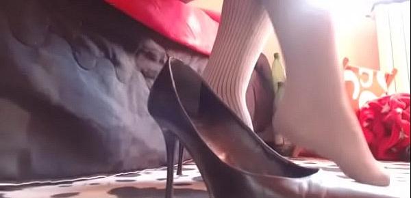  Feticista delle scarpe Non perderti questo video perchè voglio demolirle tutte